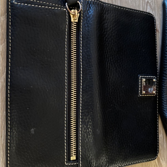 DOONEY & BOURKE DERBY PEBBLE
LEATHER SHOULDER BAG w/wallet - Picture 9 of 10